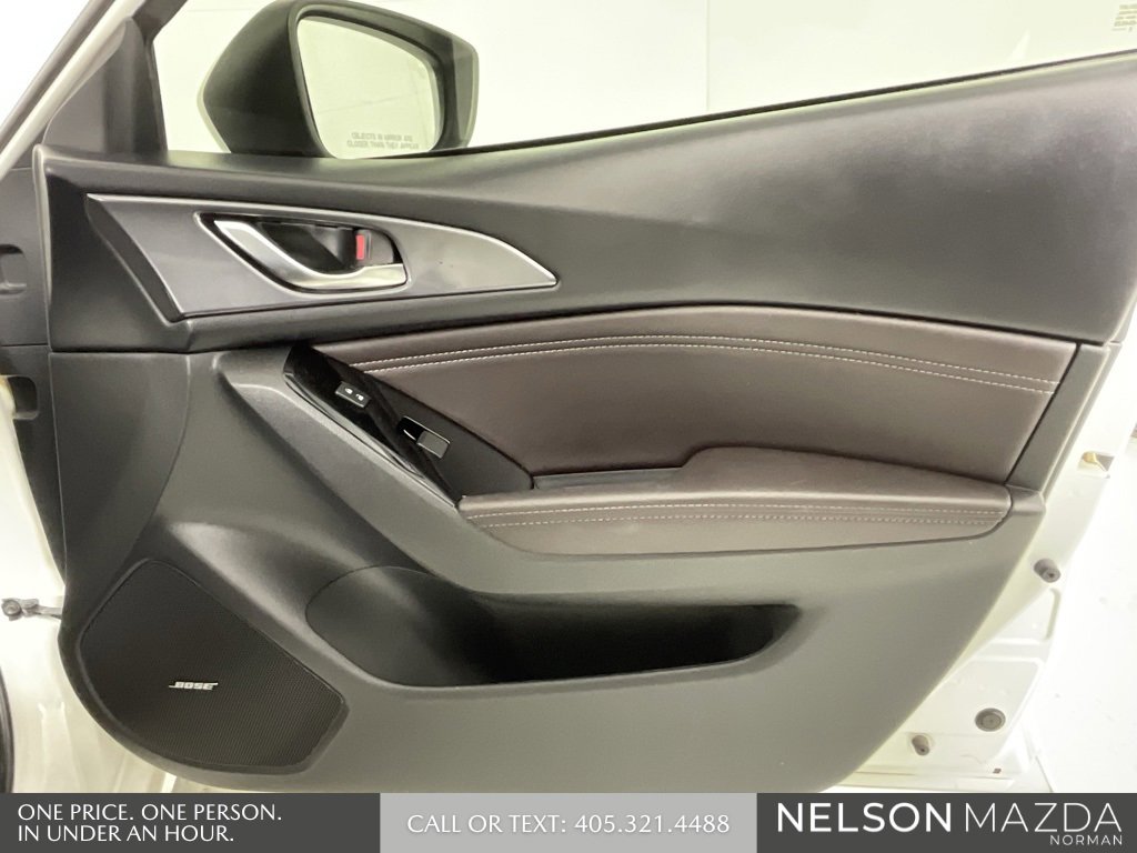 Used 2018 MAZDA MAZDA3 Grand Touring image 16