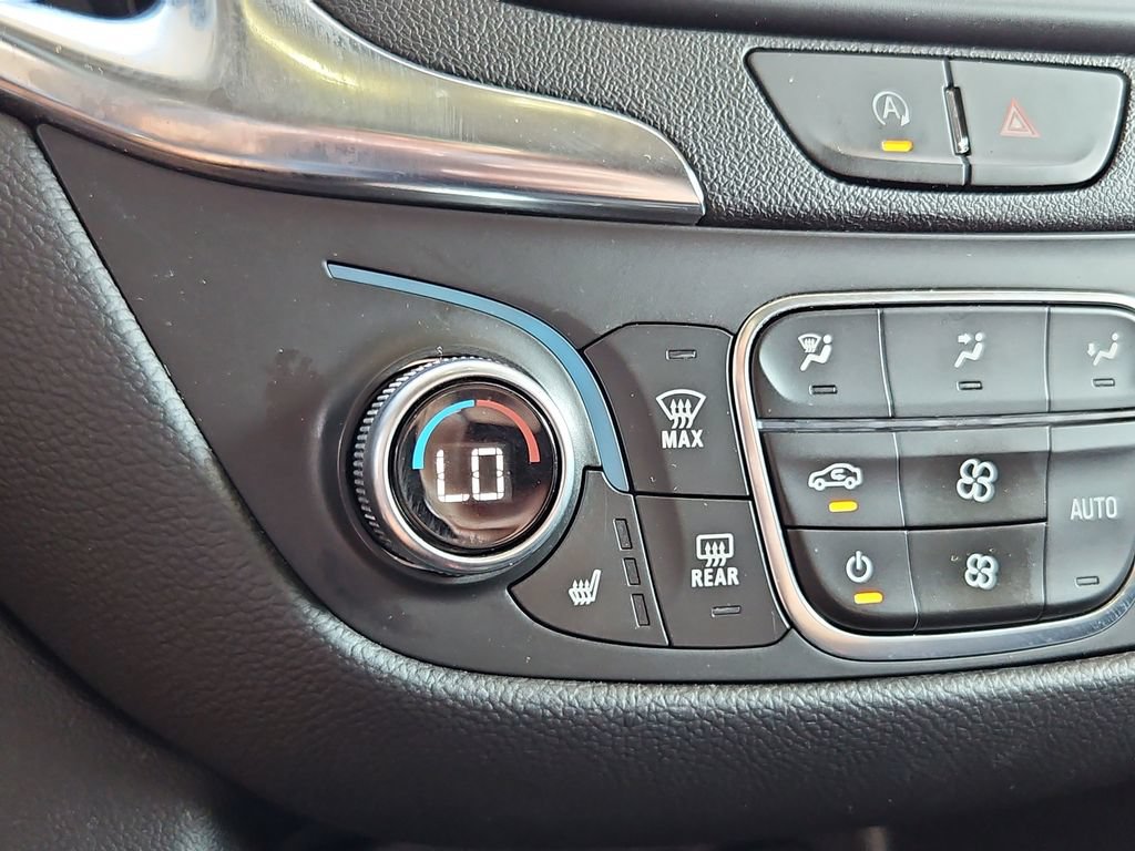 Used 2024 Chevrolet Equinox LT AWD/4WD image 19