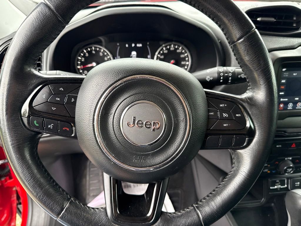 Used 2020 Jeep Renegade Altitude FWD image 13