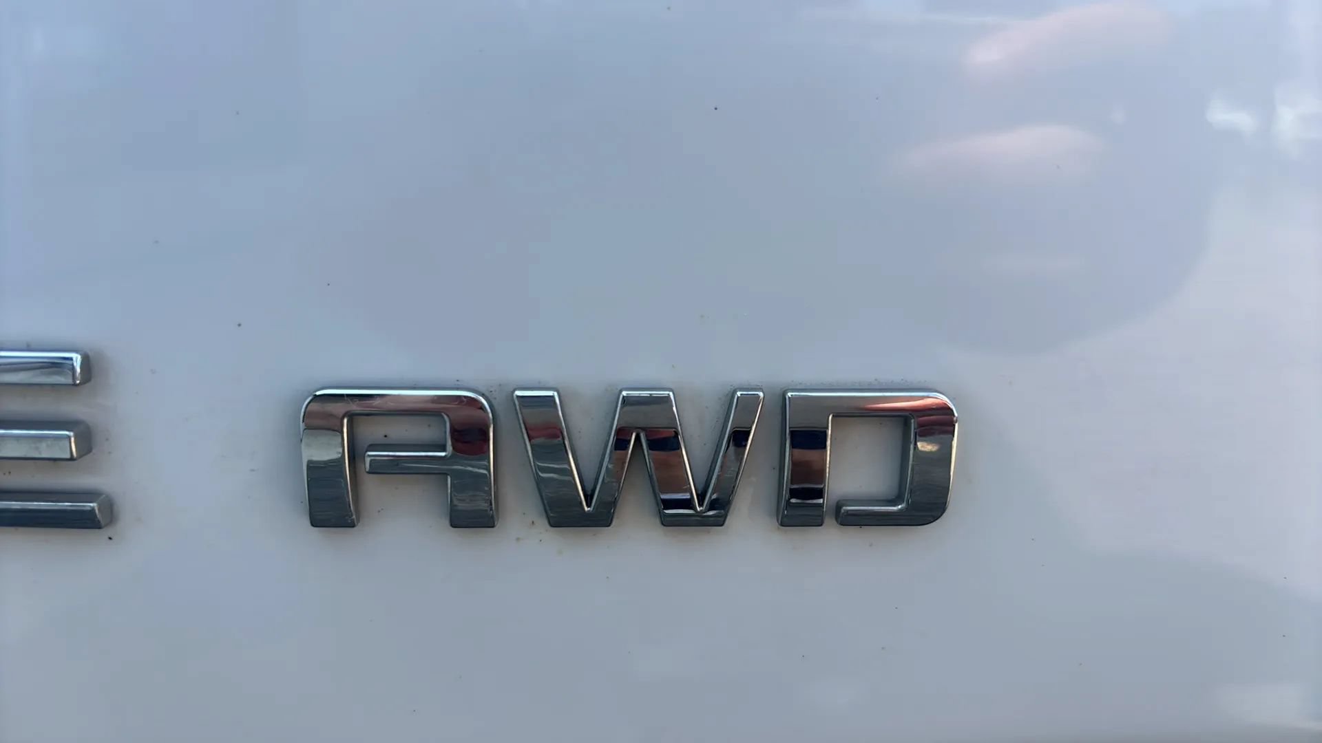 Used 2020 Chevrolet Traverse LT w/ LT Premium Package AWD/4WD image 11