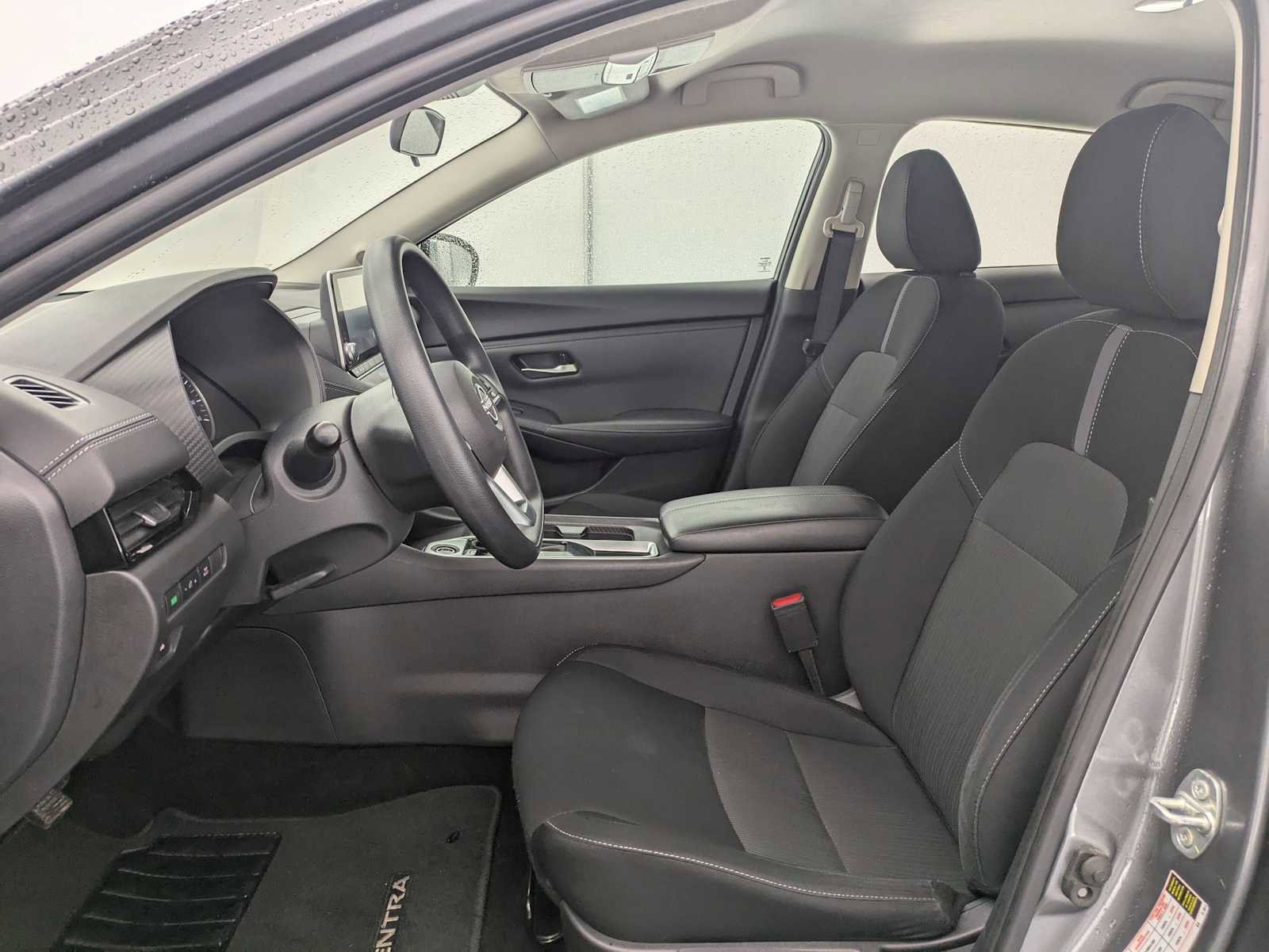 Used 2024 Nissan Sentra SV FWD image 17