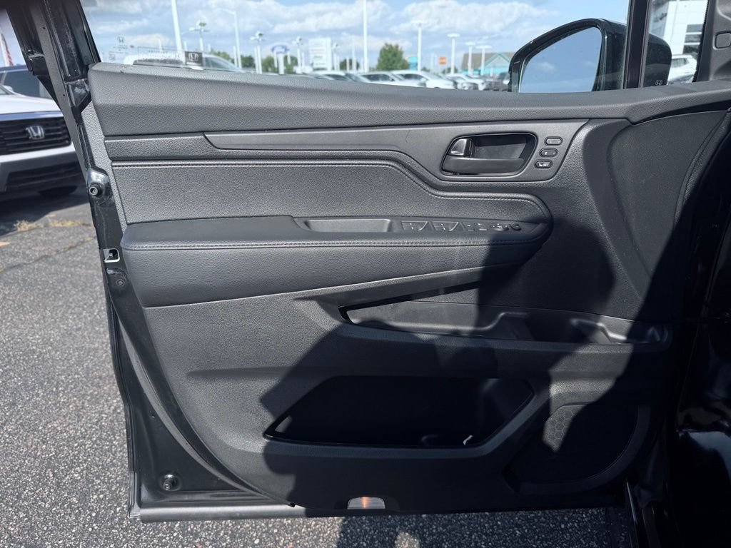 Certified 2025 Honda Odyssey Sport-L image 16