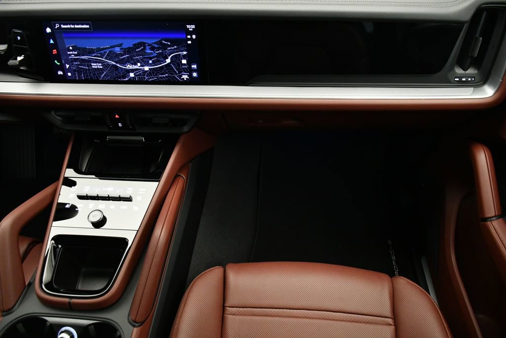 Certified 2025 Porsche Cayenne image 24