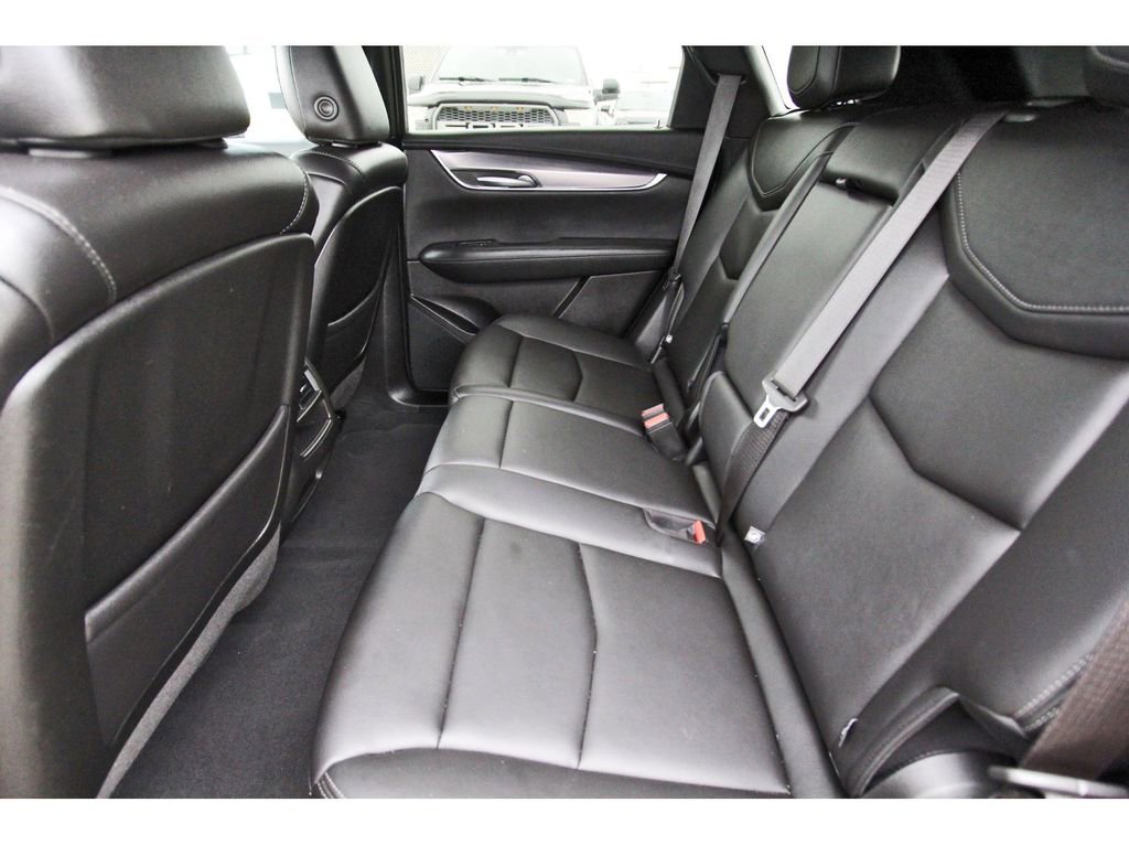Used 2022 Cadillac XT5 Luxury image 7