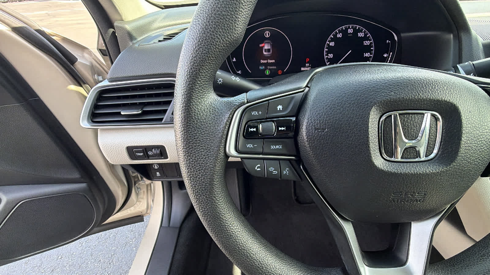 Used 2019 Honda Accord LX image 19
