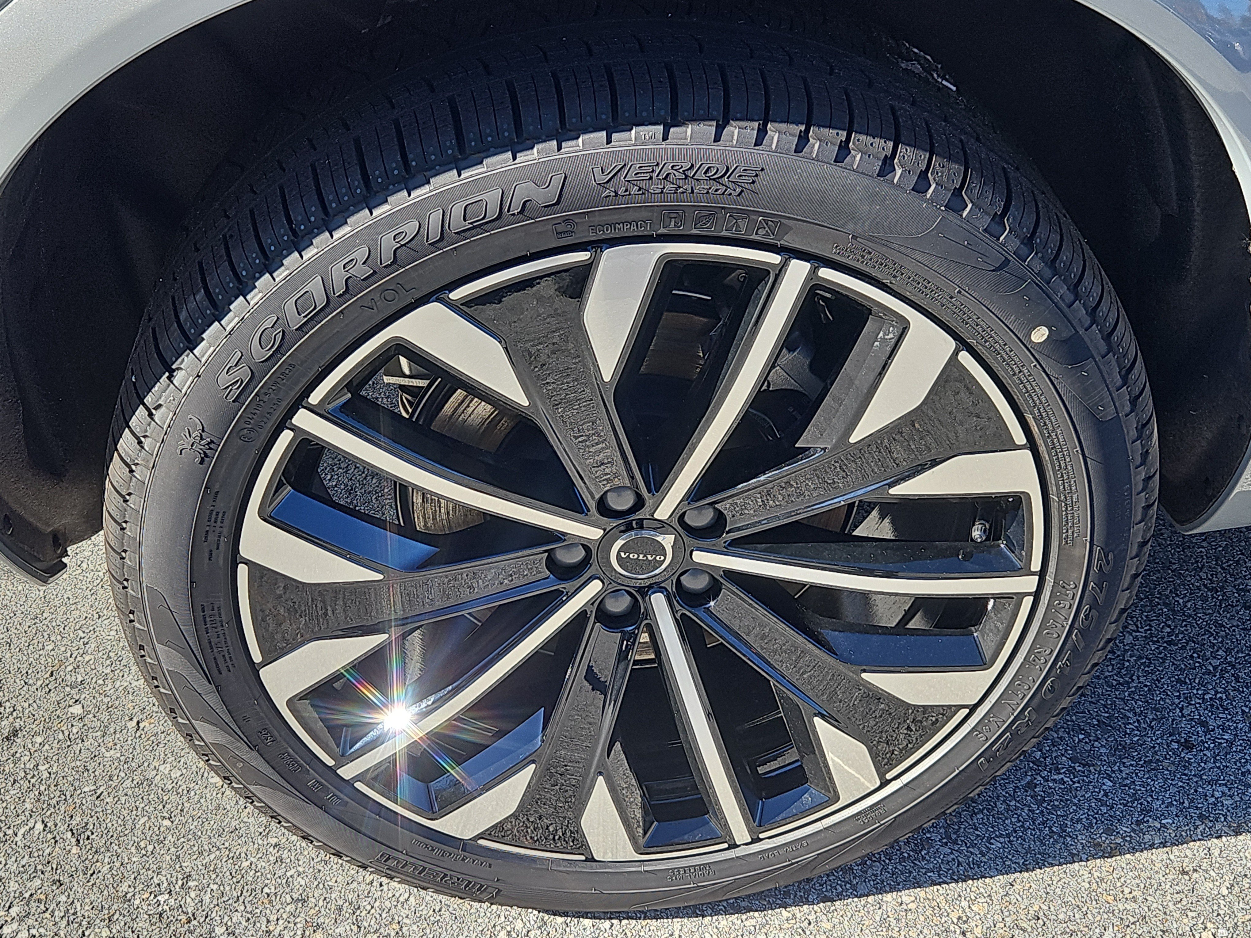 New 2027 Volvo XC90 B5 Plus AWD/4WD image 20