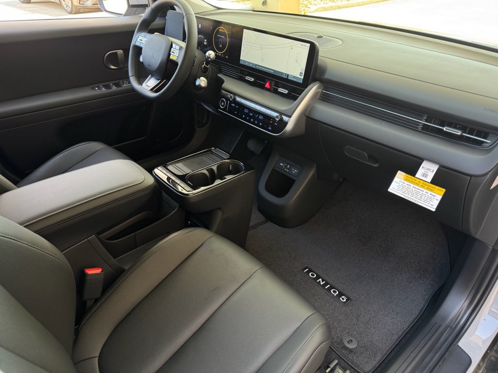 New 2025 Hyundai Ioniq 5 SEL RWD image 17