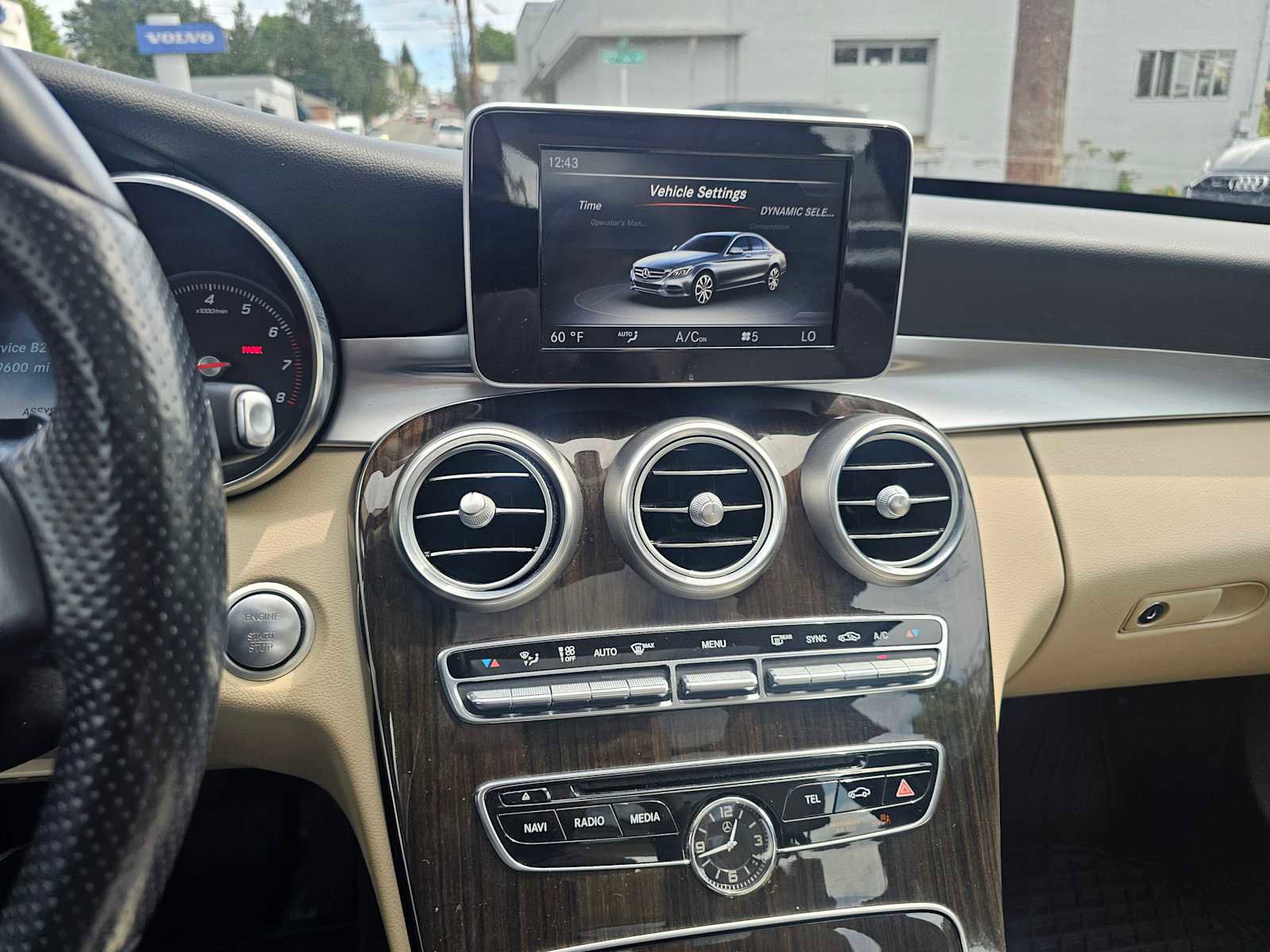 Used 2017 Mercedes-Benz C 300 4MATIC Sedan image 28
