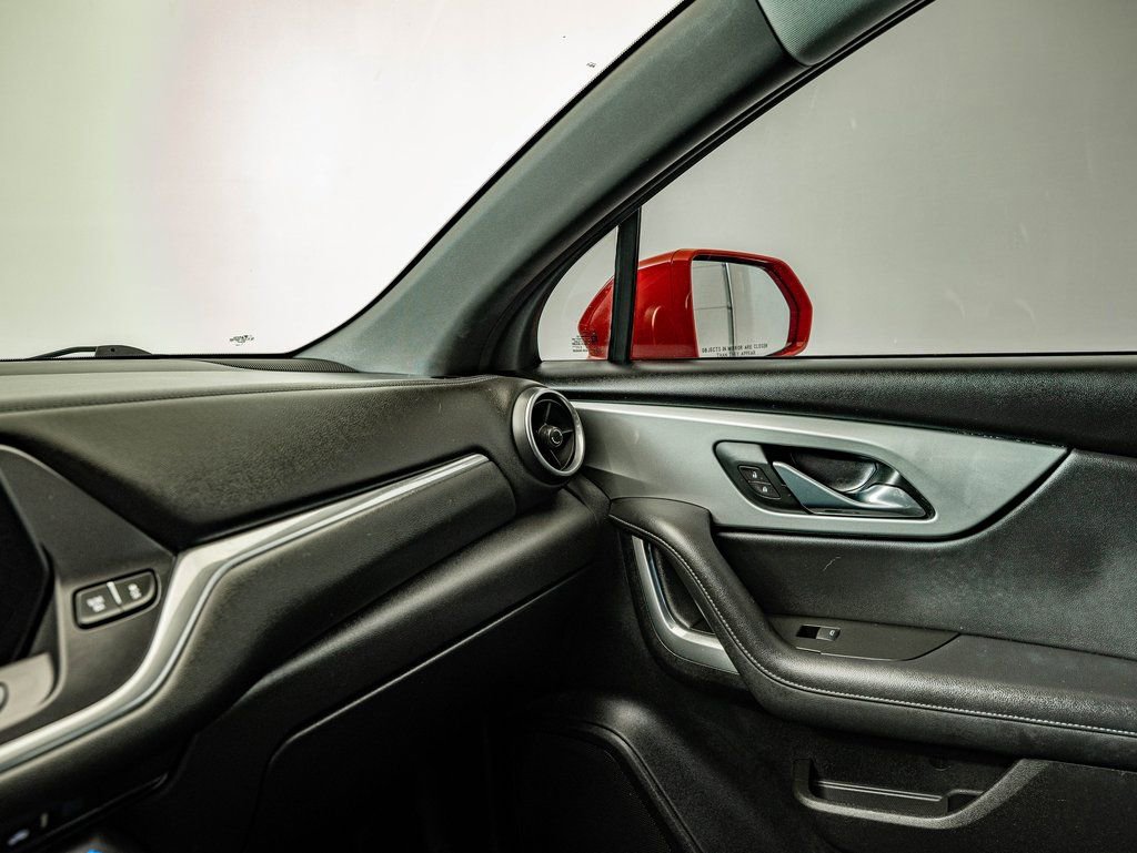 Used 2020 Chevrolet Blazer LT AWD/4WD image 27