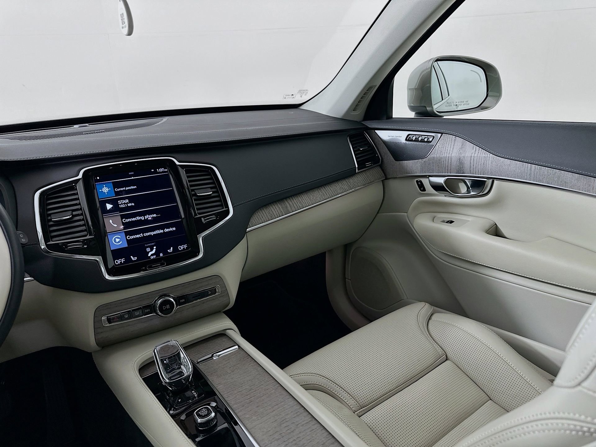 Used 2022 Volvo XC90 T8 Inscription w/ Advanced Package image 26