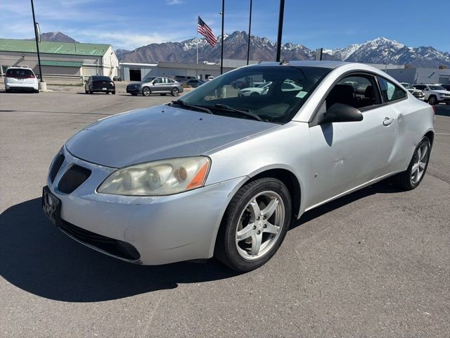 Used 2009 Pontiac G6 GT w/ Premium Package image 3
