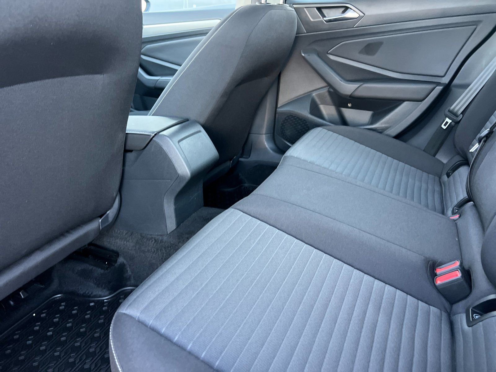 Used 2023 Volkswagen Jetta S image 12