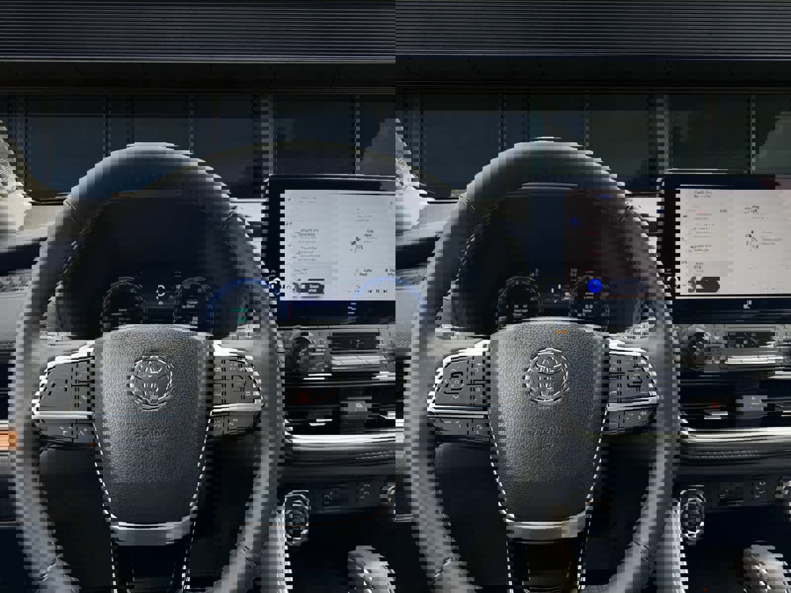 Used 2024 Toyota Grand Highlander Limited image 4