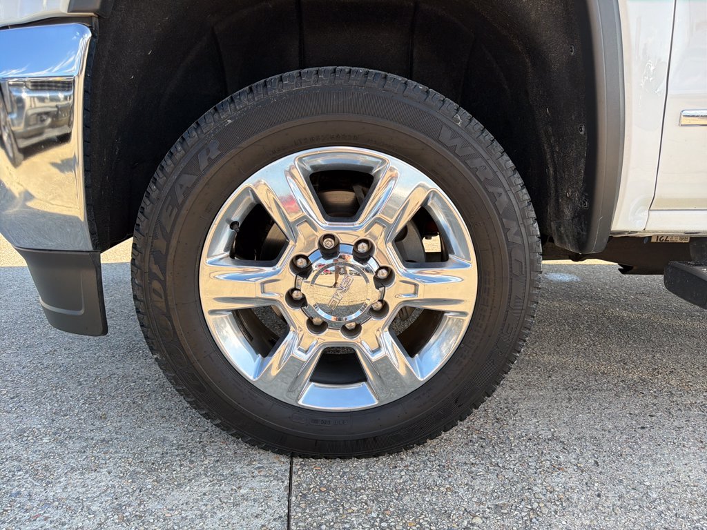 Certified 2017 GMC Sierra 2500 SLT w/ Suspension Package, Off-Road AWD/4WD image 29
