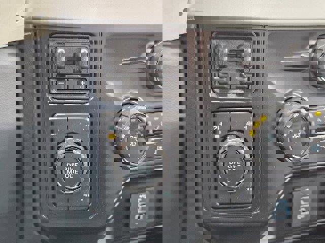 New 2024 Ford F550 4x4 Regular Cab Super Duty image 25