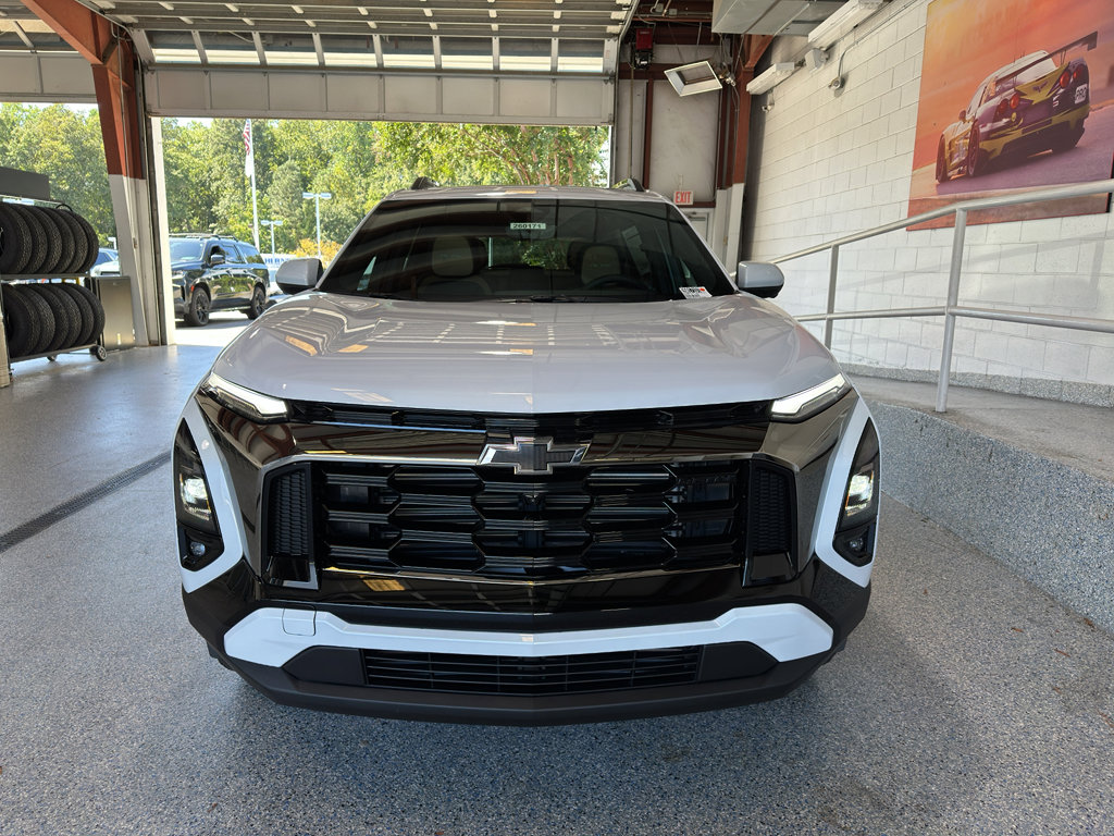 New 2026 Chevrolet Equinox ACTIV w/ Safety and Technology Package image 29