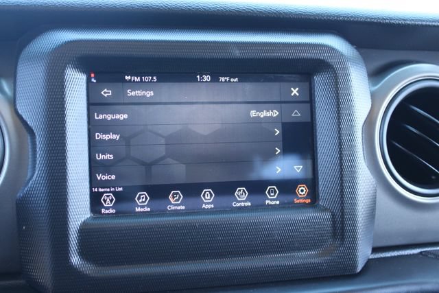 Used 2022 Jeep Wrangler Unlimited Sport AWD/4WD image 23