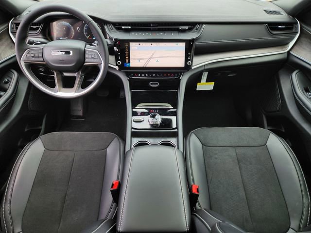 New 2026 Jeep Grand Cherokee Altitude AWD/4WD image 20