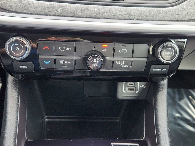 Used 2022 Jeep Compass Latitude FWD image 38