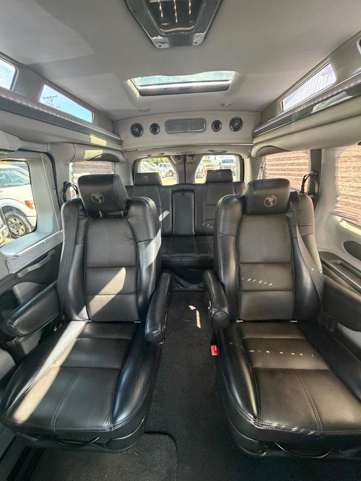 Used 2019 Ford Transit 150 130 Low Roof w/ Exterior Upgrade Package RWD image 25