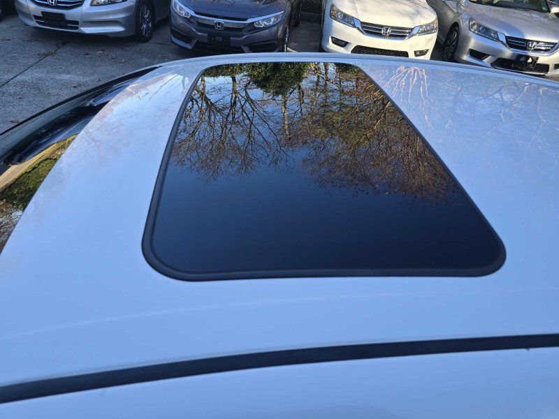 Used 2018 Toyota Camry SE image 13