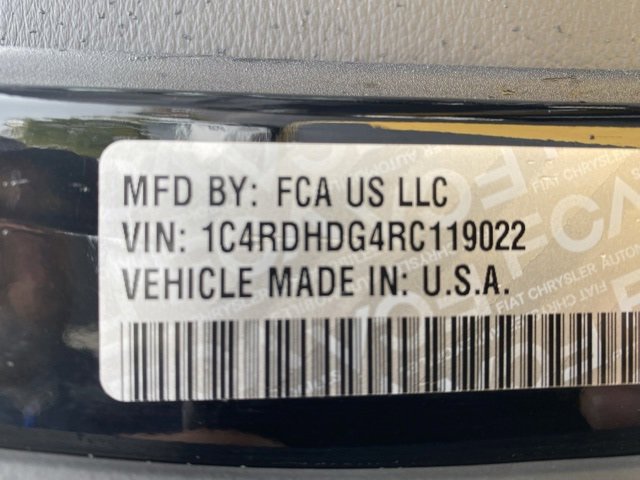 Used 2024 Dodge Durango GT image 27