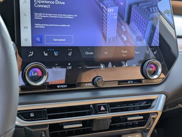 Used 2025 Lexus RX 350 Premium w/ Convenience Package FWD image 25