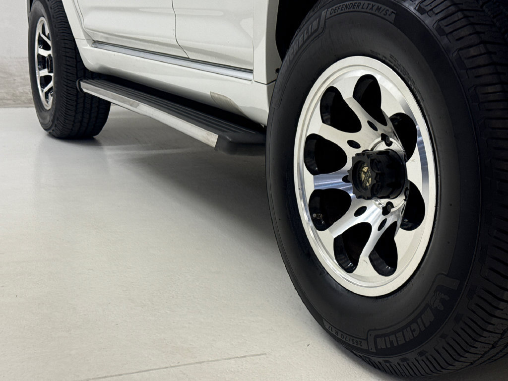 Used 2011 Toyota 4Runner SR5 RWD image 10