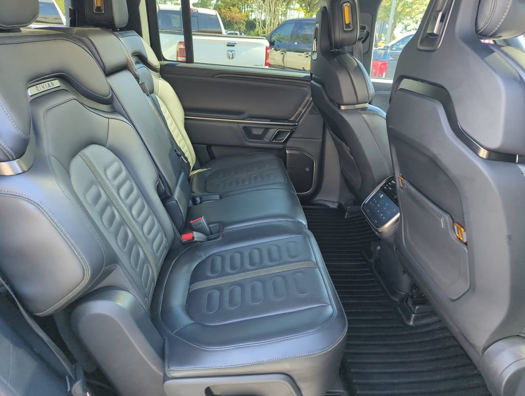 Used 2024 Rivian R1S Adventure Dual AWD/4WD image 31