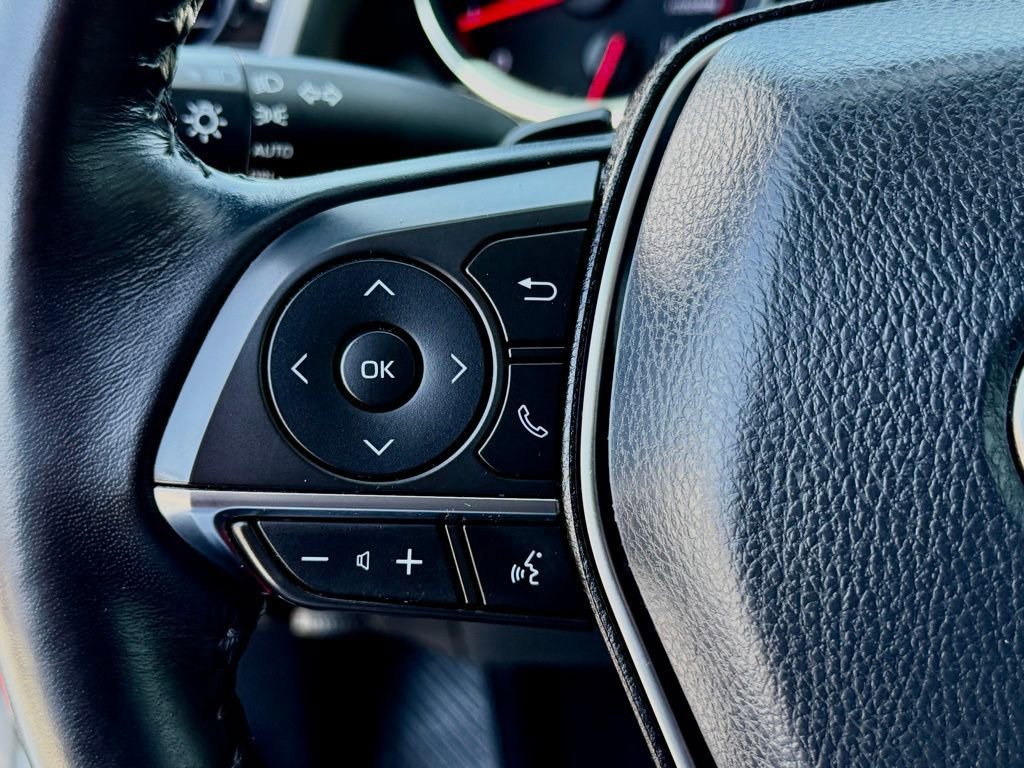 Certified 2020 Toyota Camry XSE image 23