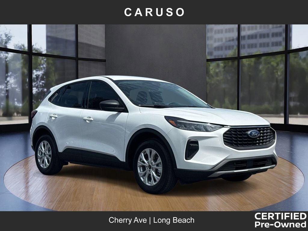 Certified 2025 Ford Escape Active FWD image 1
