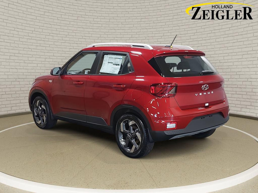 New 2025 Hyundai Venue Limited image 7