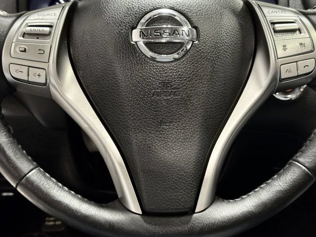 Used 2016 Nissan Altima 2.5 SL w/ 2.5 Technology Package FWD image 16