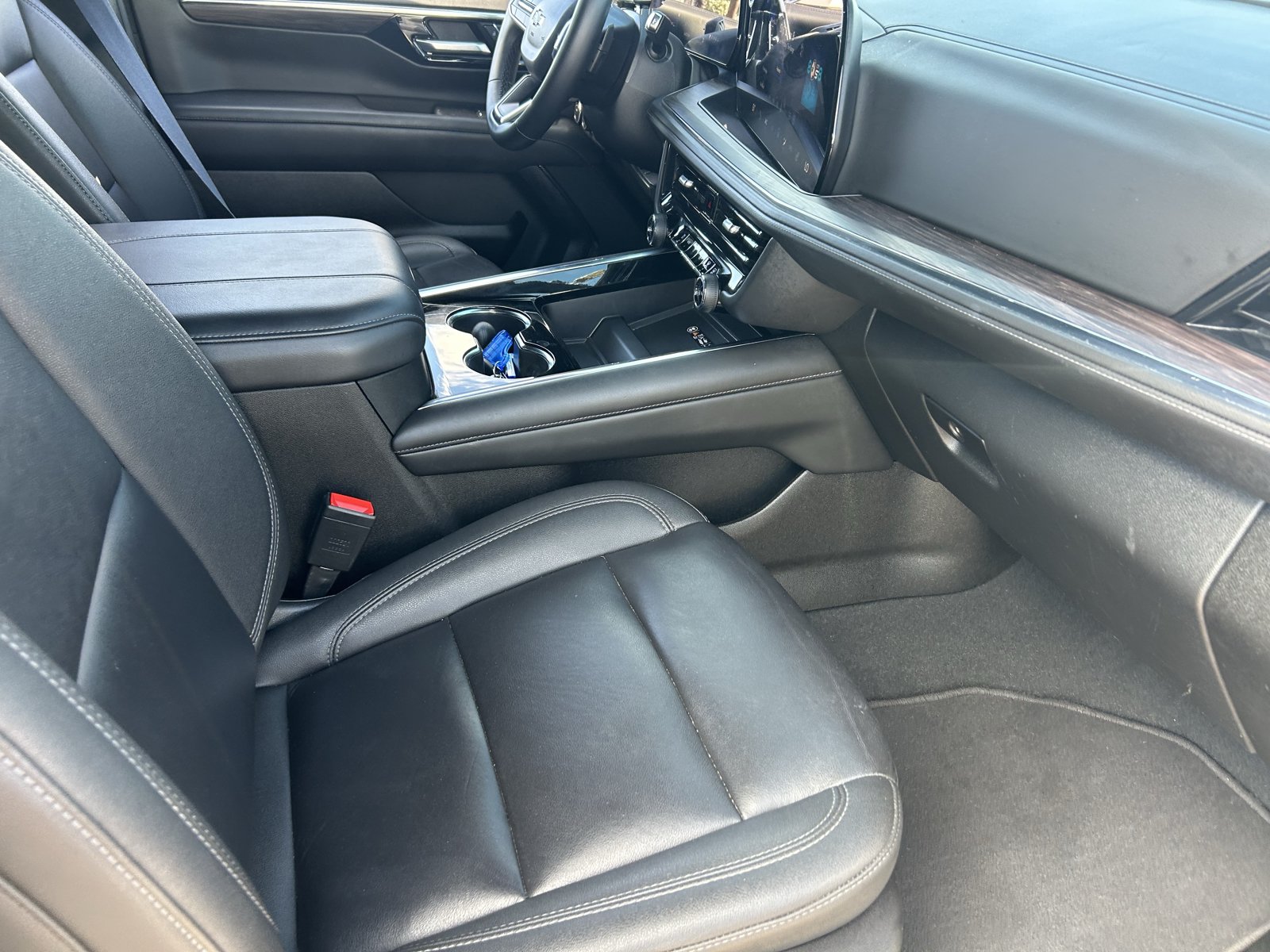 Certified 2025 Chevrolet Tahoe Z71 AWD/4WD image 11