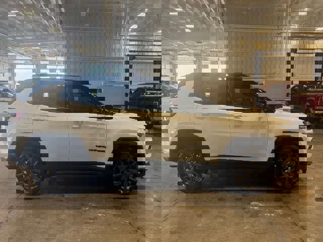 New 2025 Jeep Compass Limited w/ Sun & Sound Group image 2