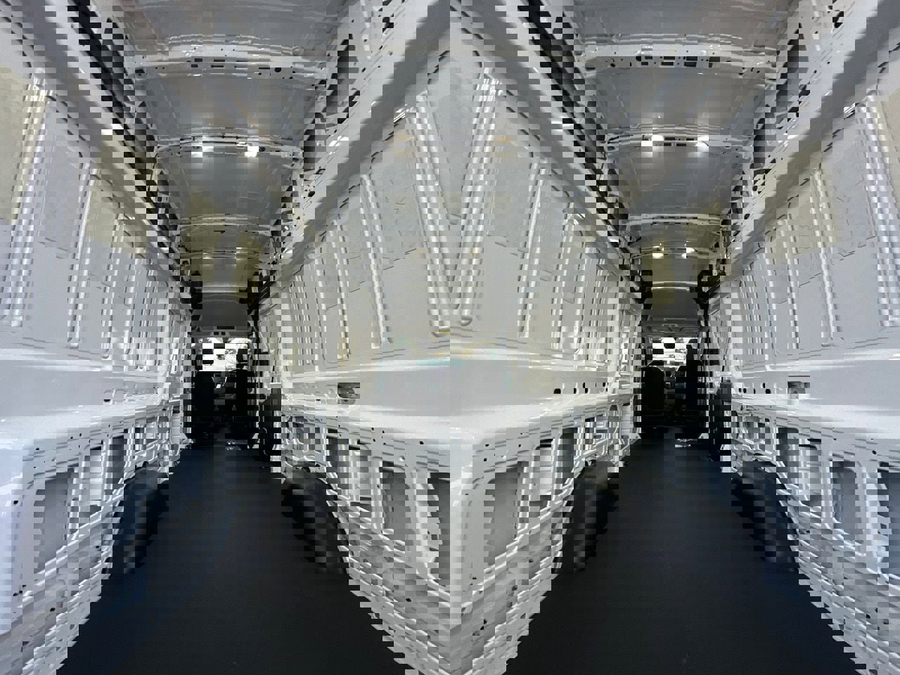 Used 2026 Ford Transit 350 148 High Roof Extended image 19