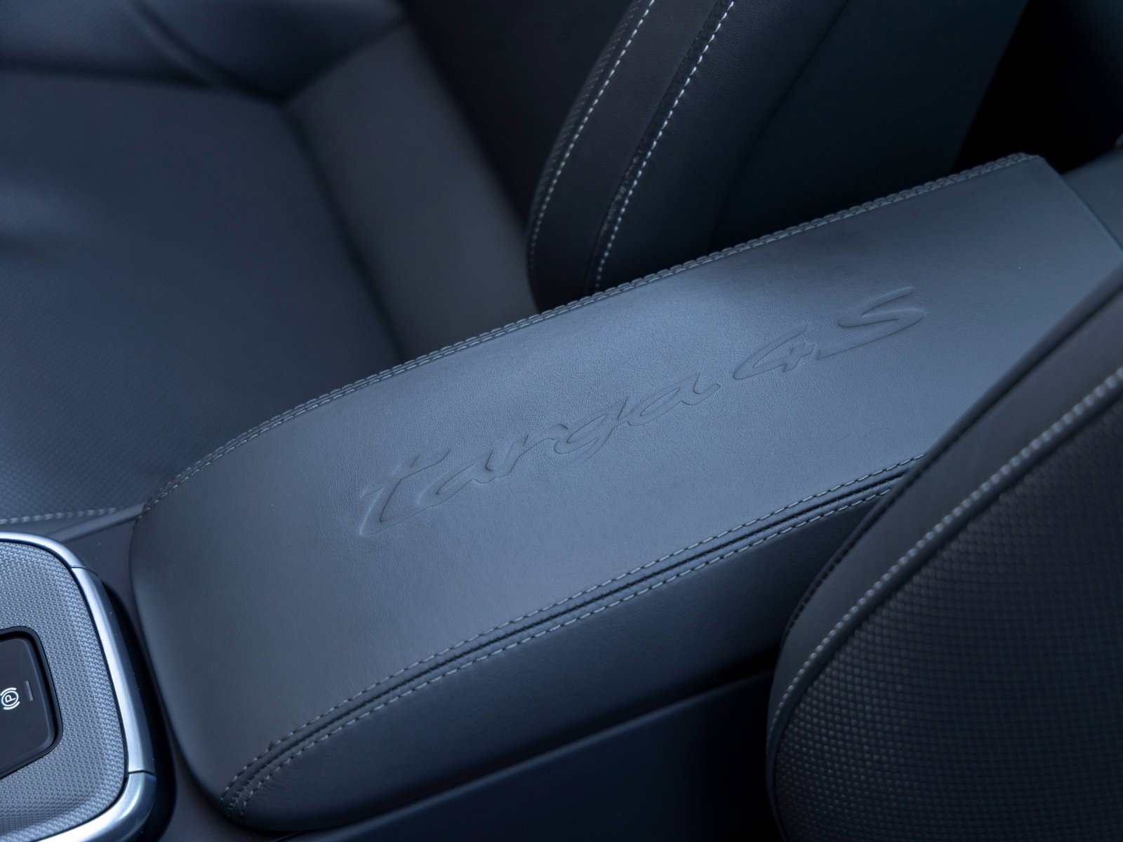 Certified 2022 Porsche 911 Targa 4S image 51