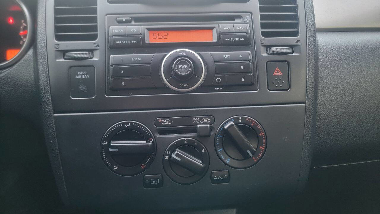 Used 2011 Nissan Versa 1.8 S w/ PWR Plus Pkg image 12