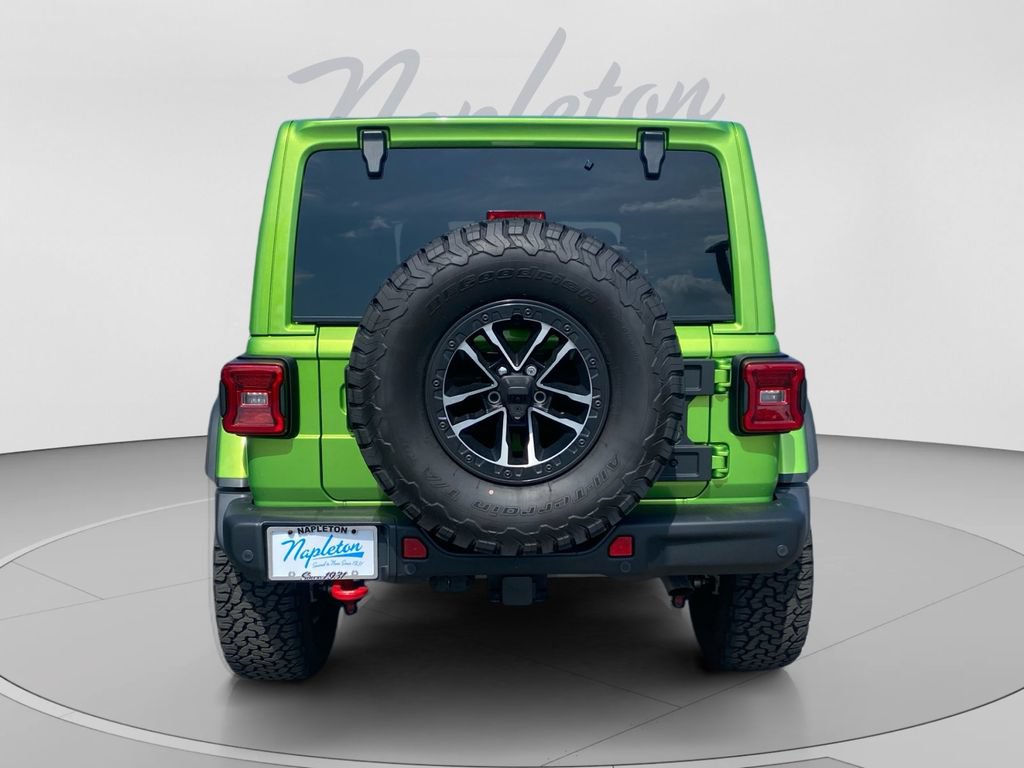 Used 2025 Jeep Wrangler Unlimited Rubicon AWD/4WD image 4