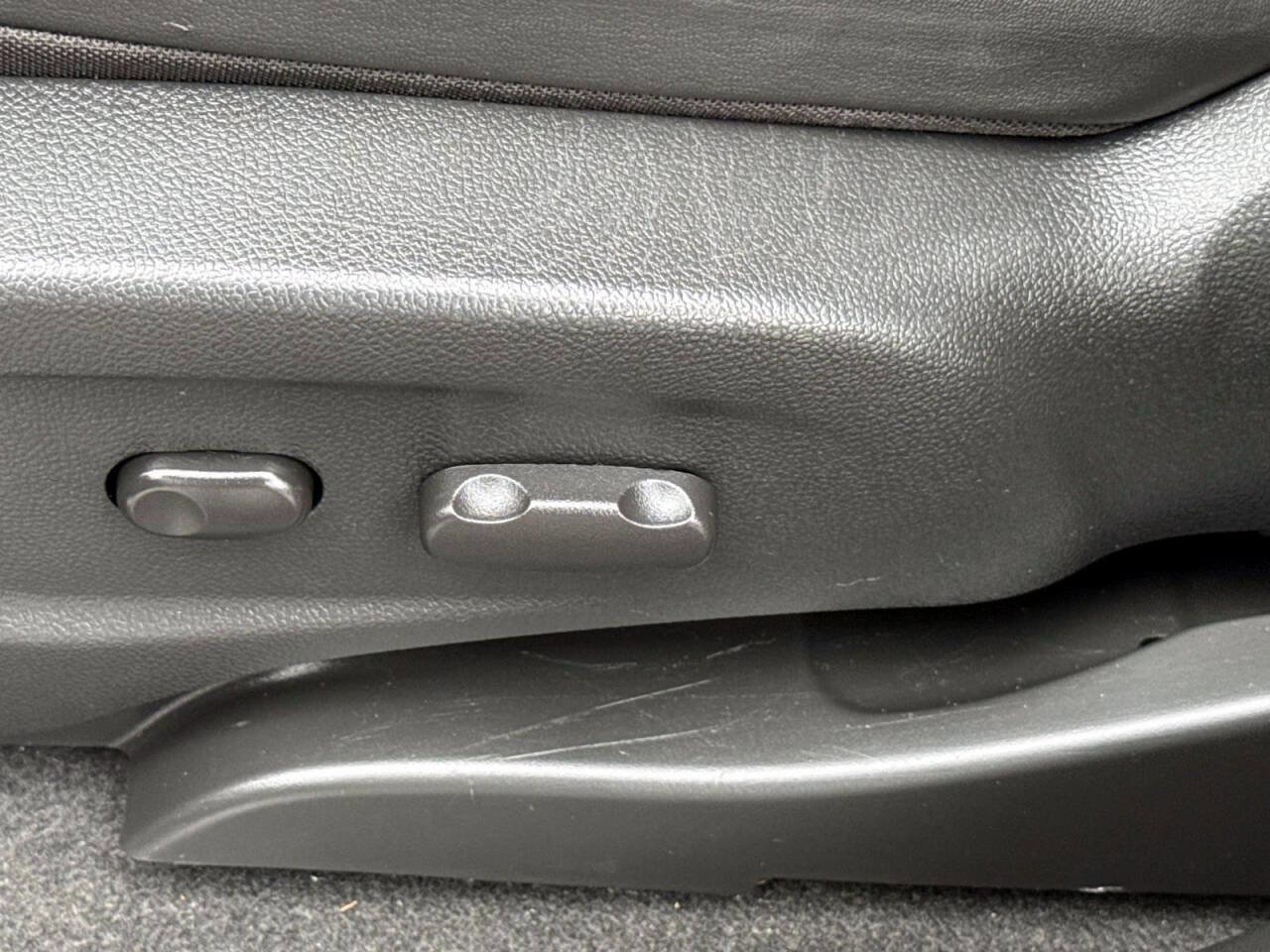 Used 2016 Buick Encore AWD image 16