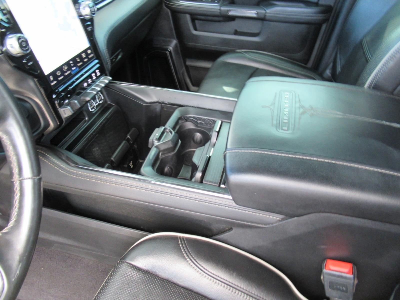 Used 2022 RAM 2500 Limited AWD/4WD image 16