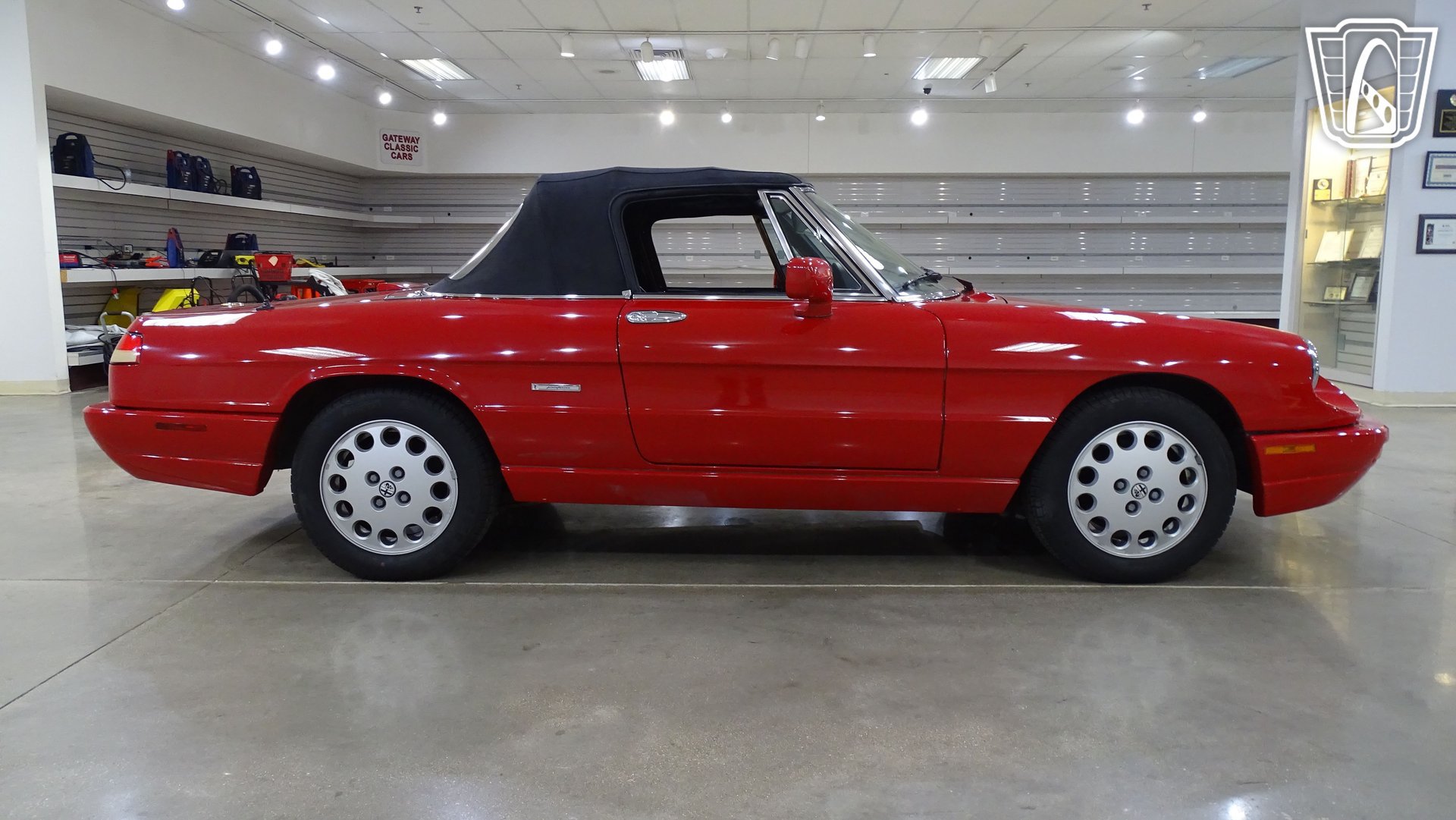 Used 1991 Alfa Romeo Spider Veloce RWD image 18