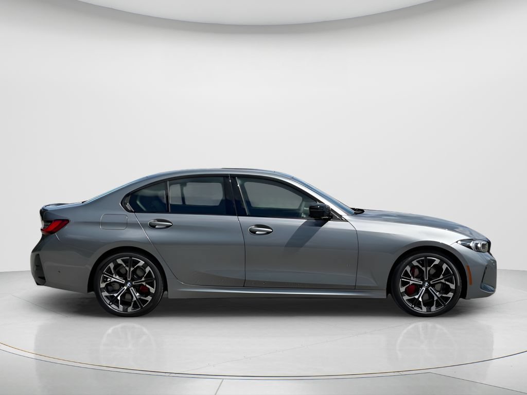 New 2026 BMW 330i Sedan w/ M Sport Package RWD image 4