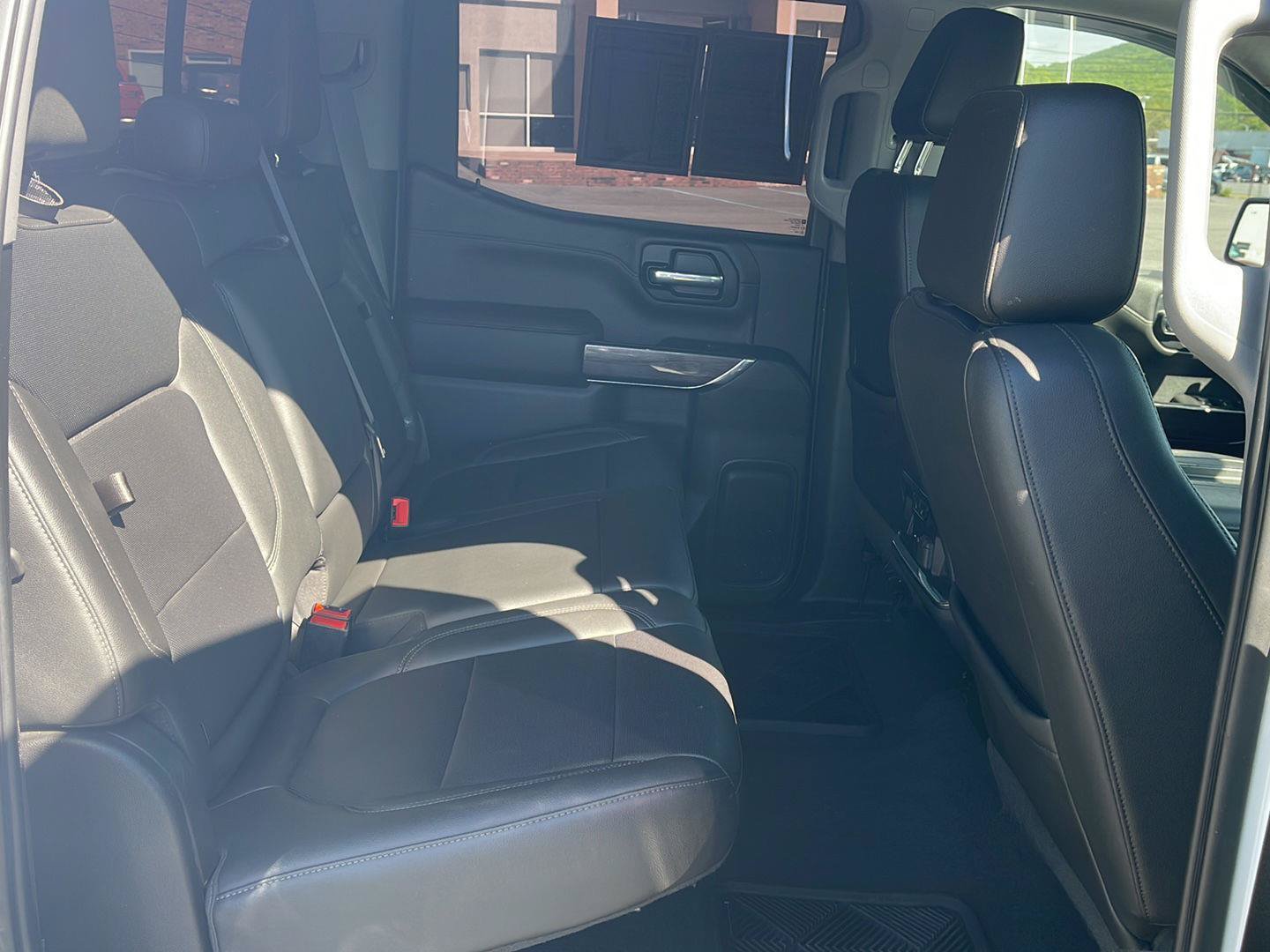 Used 2019 Chevrolet Silverado 1500 LTZ w/ LTZ Premium Package AWD/4WD image 46