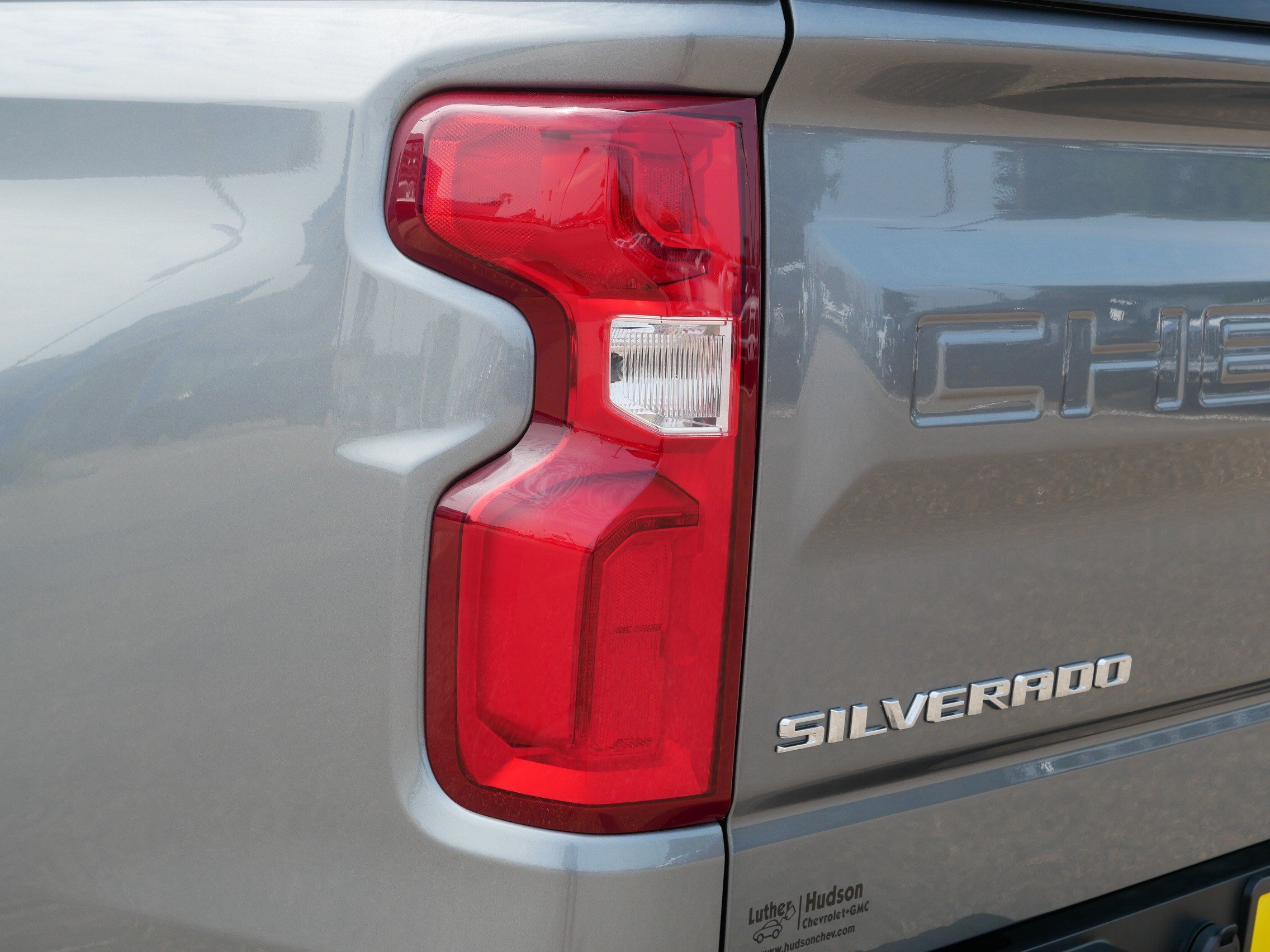 Used 2021 Chevrolet Silverado 1500 LTZ AWD/4WD image 17