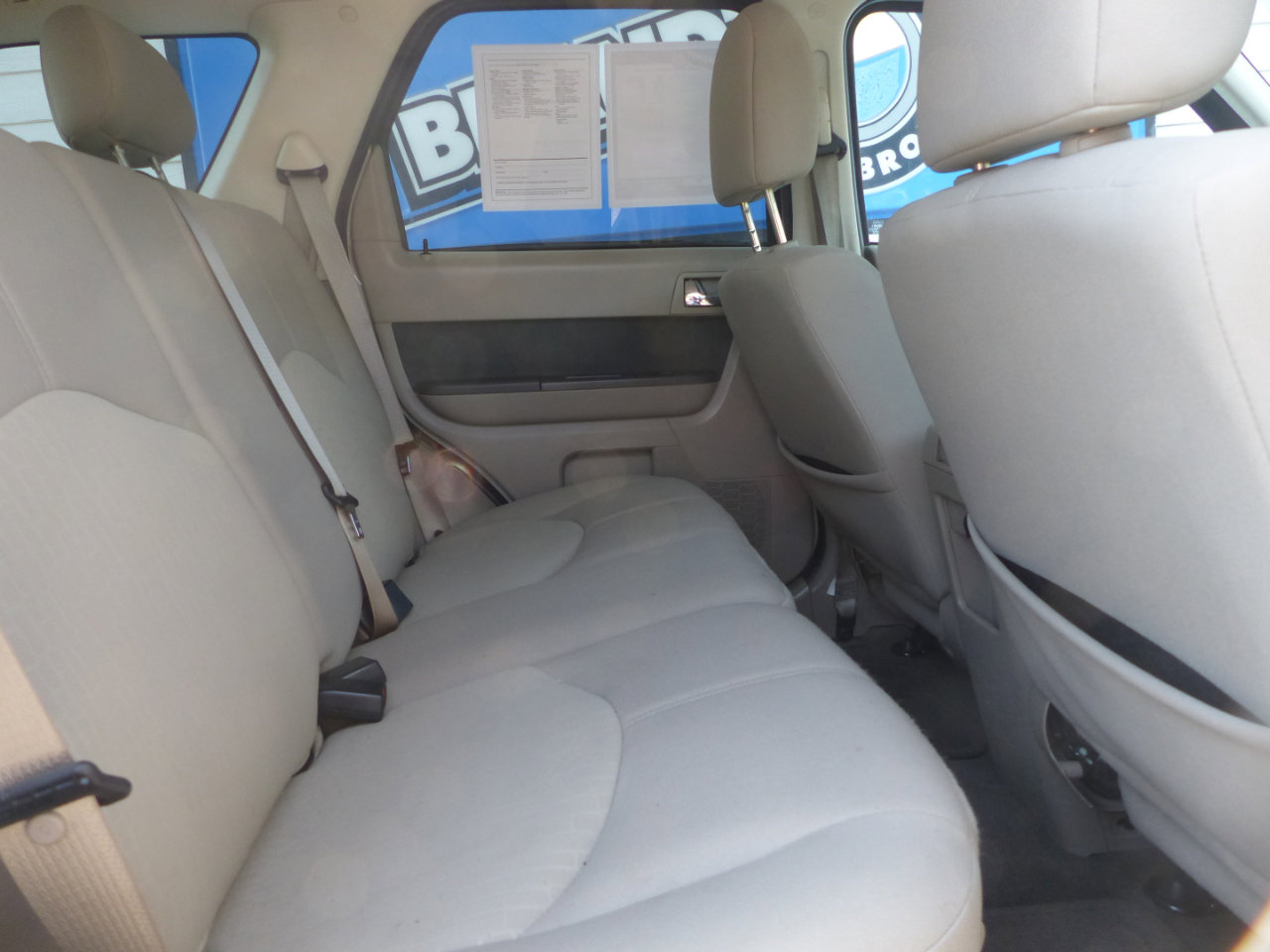 Used 2009 Mercury Mariner 4WD image 16