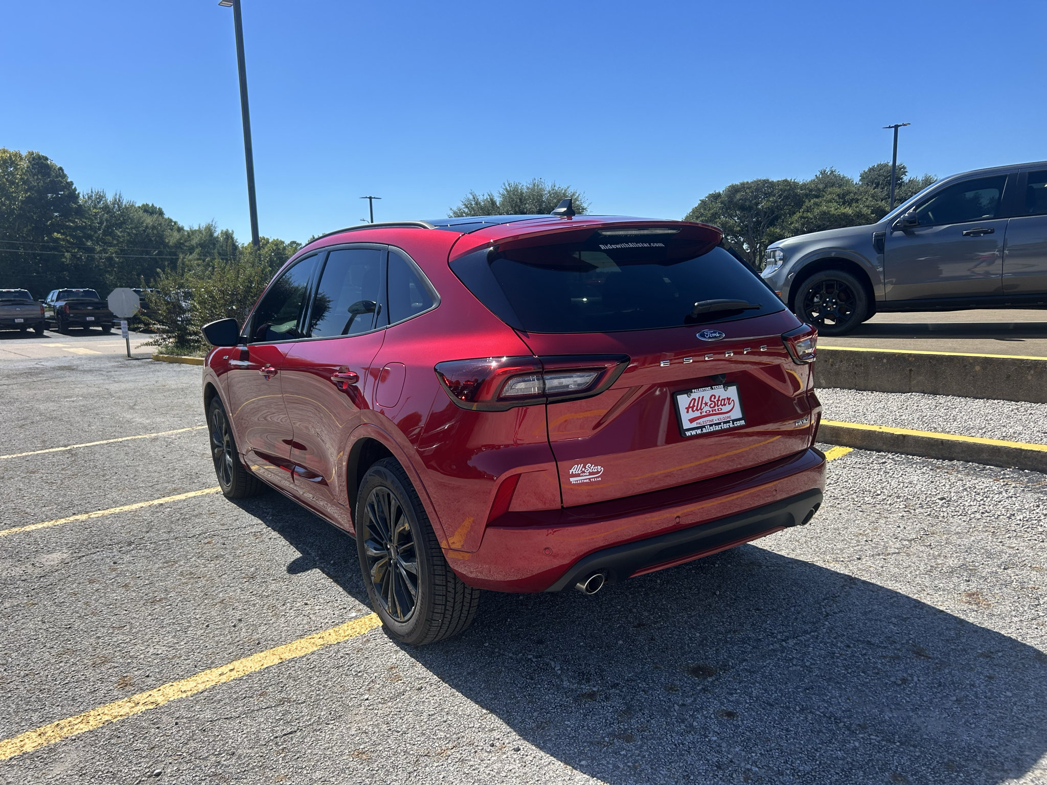 Used 2026 Ford Escape ST-Line Elite w/ Equipment Group 501A AWD/4WD image 6