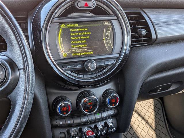 Used 2018 MINI Cooper Convertible image 5