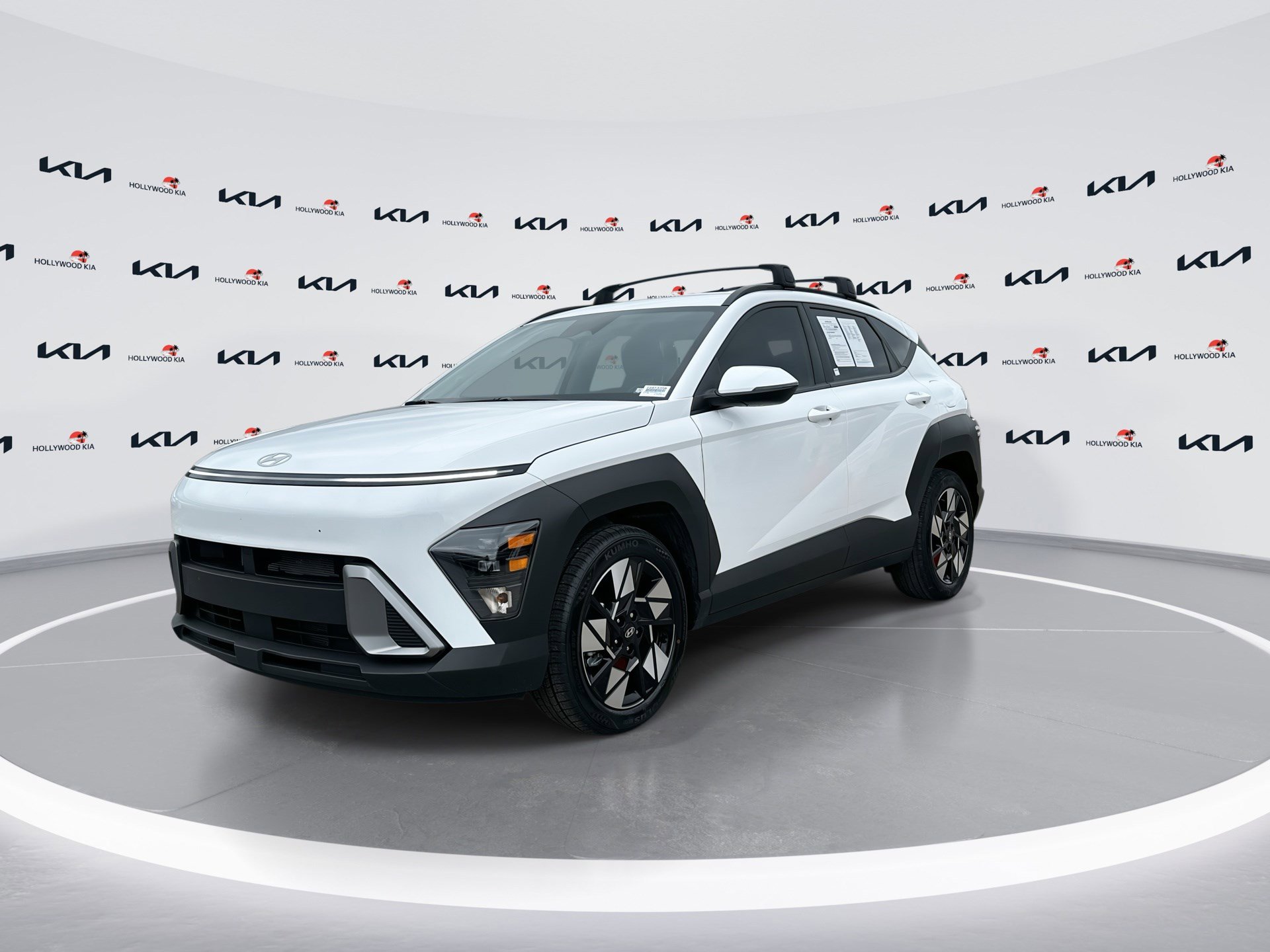 Used 2025 Hyundai Kona SEL image 4