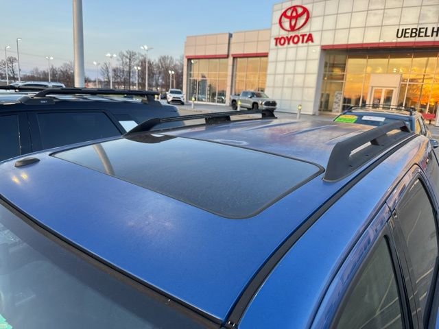 Used 2011 Ford Escape XLT w/ 201A Rapid Spec Order Code image 3